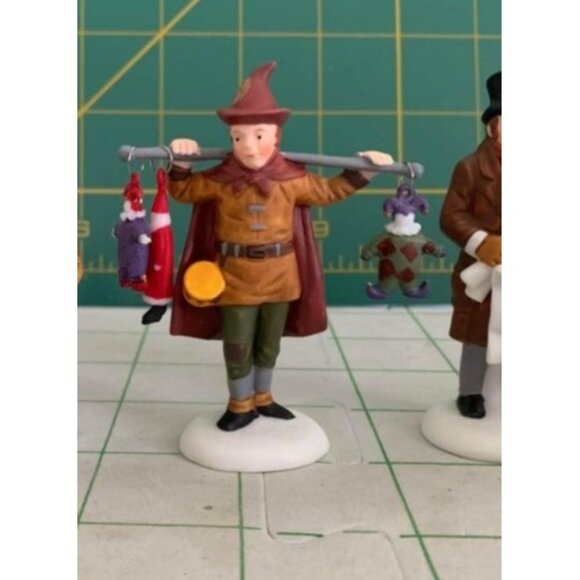 Heritage Village Collection "Portobello Road Peddlers" Set of 3 Department 56 - Picture 7 of 11